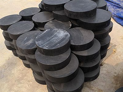 普兰县板式橡胶支座由若干层橡胶片与薄钢板经加压硫化